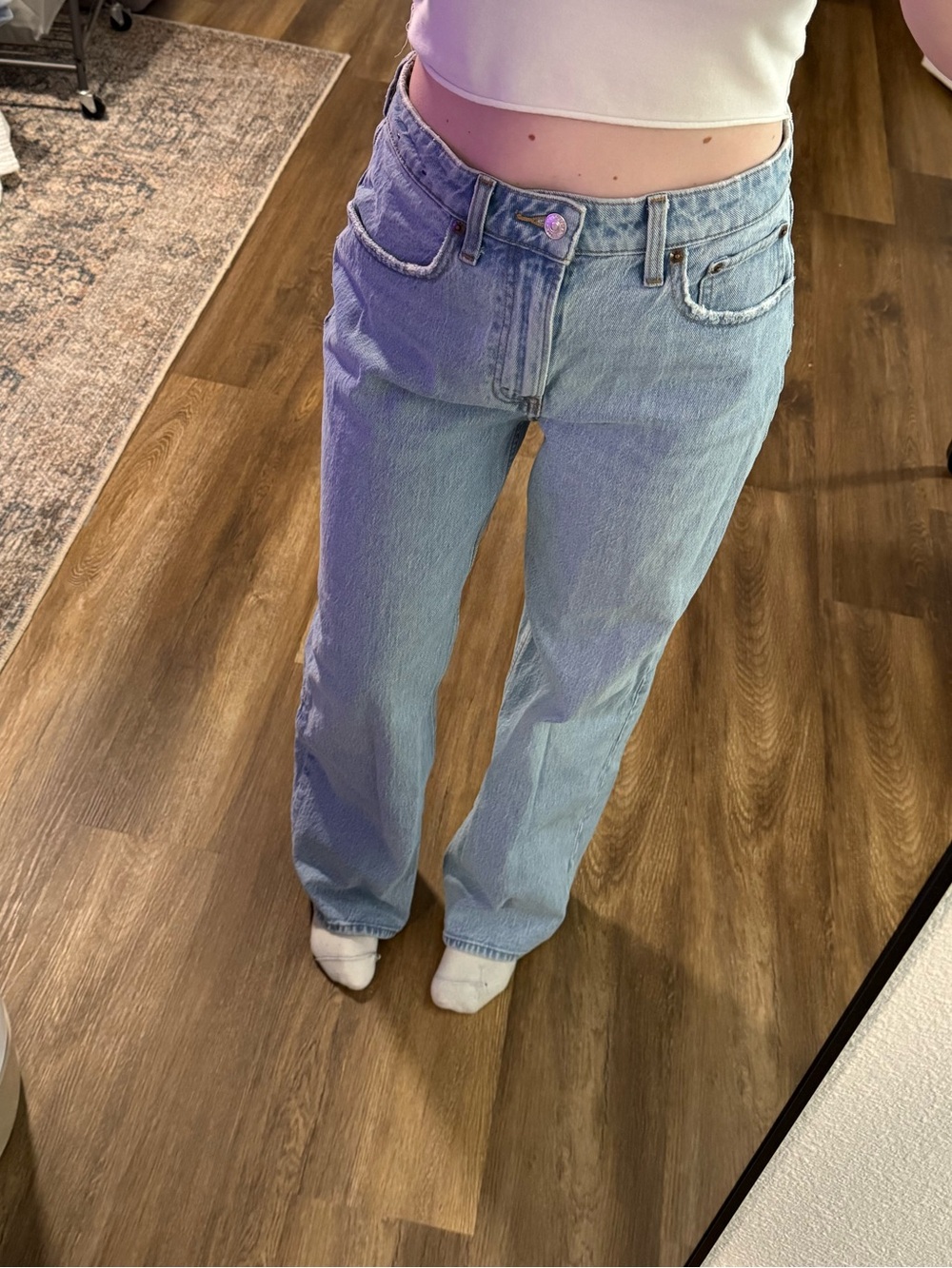 Abercrombie & Fitch The 90s’ Relaxed Jean High Rise Light